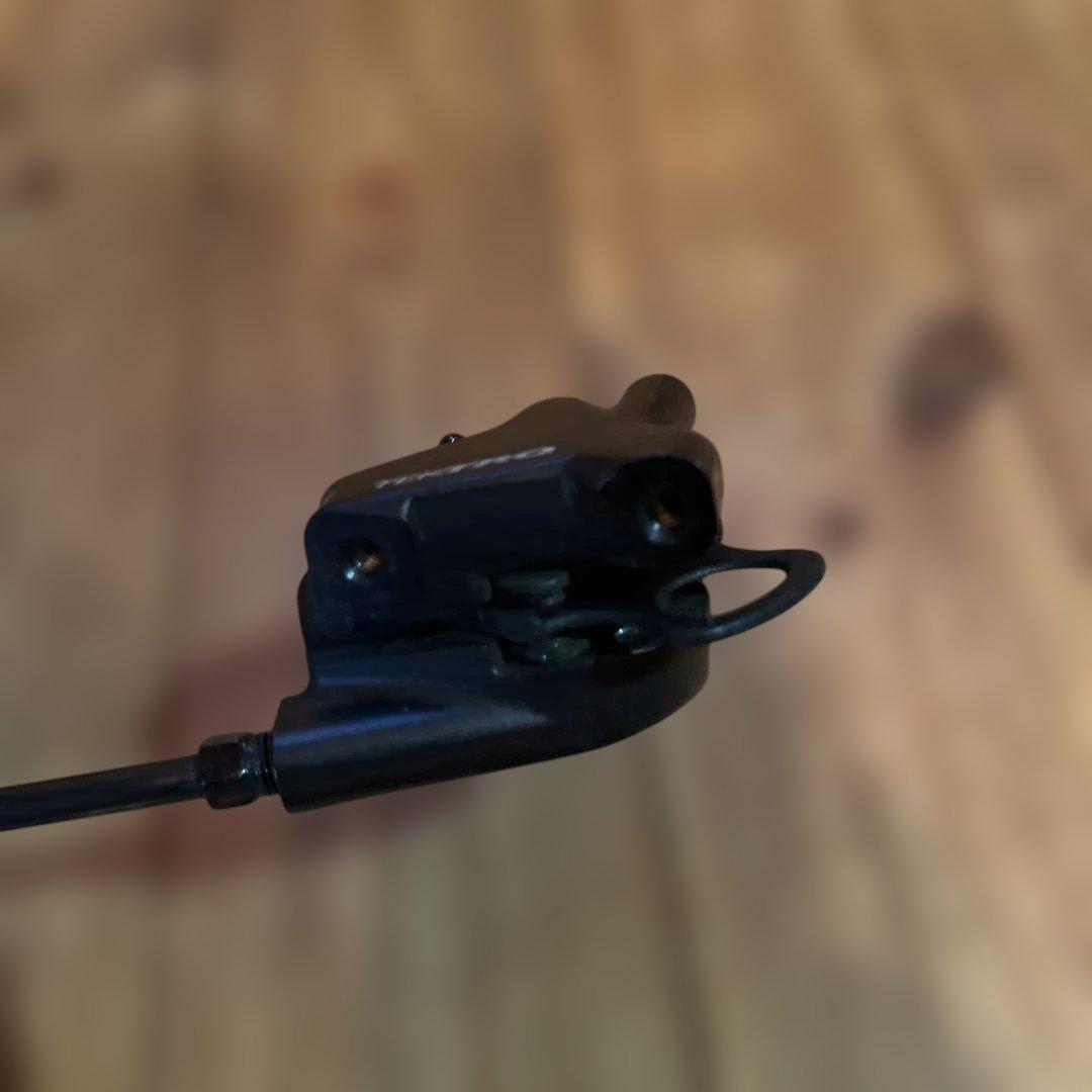 NITTO for shred bar 31.8とグリップのみ