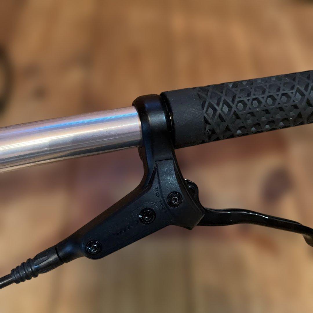 NITTO for shred bar 31.8とグリップのみ