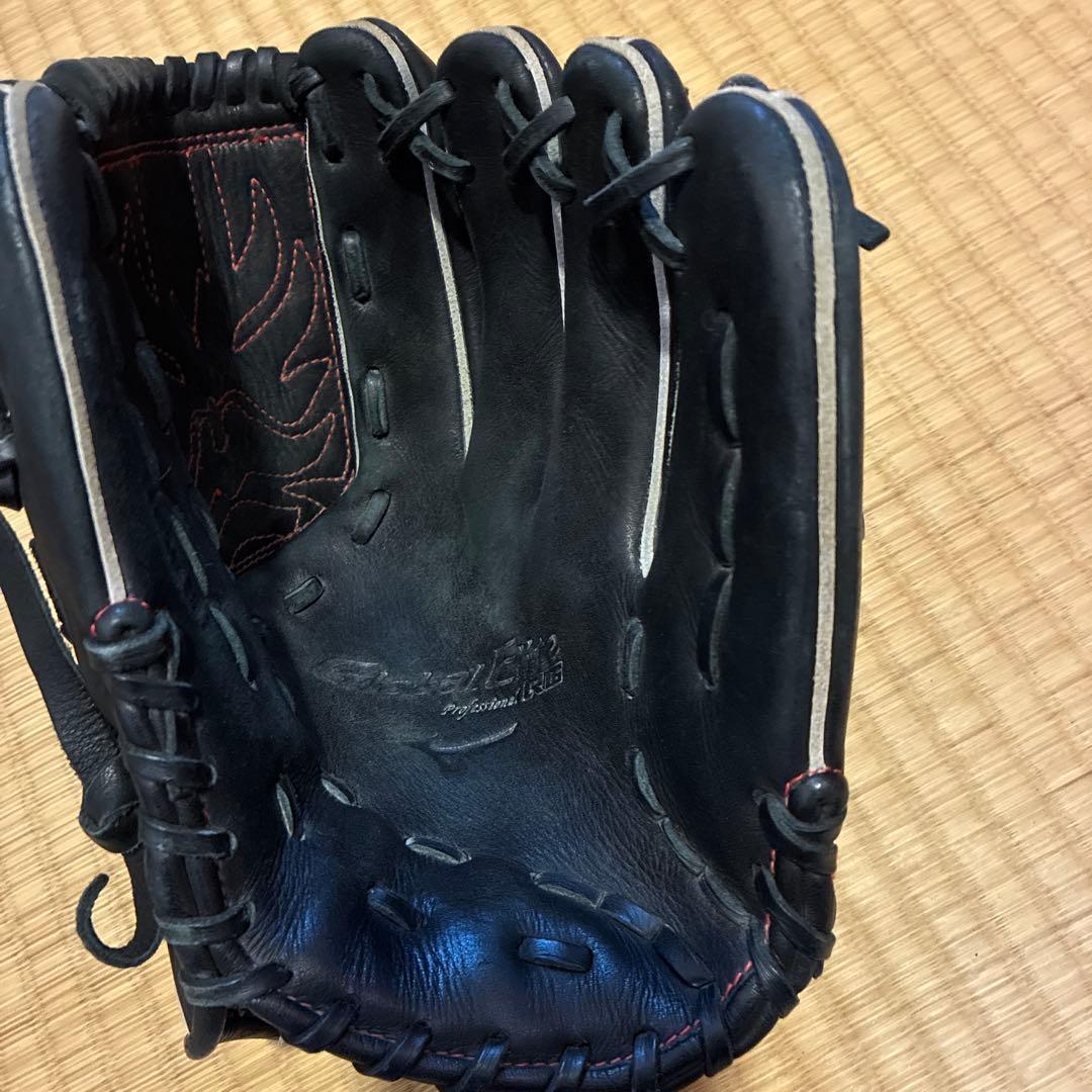 ピッチャーグローブ