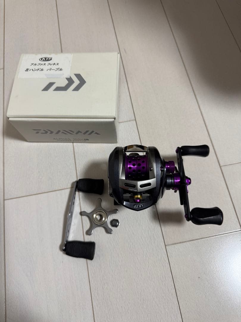ダイワ アルファス フィネスカスタム105H KTFパープル