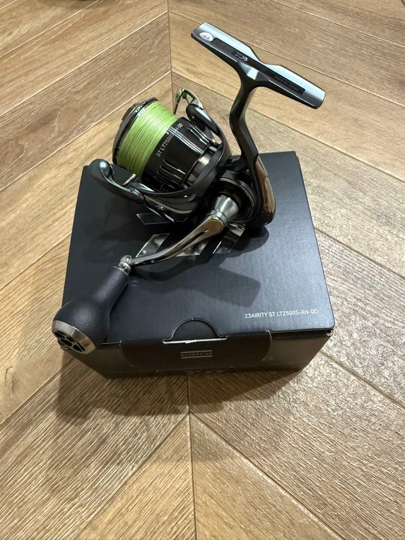 ダイワ　AIRITY ST LT2500S-XH-QD リール
