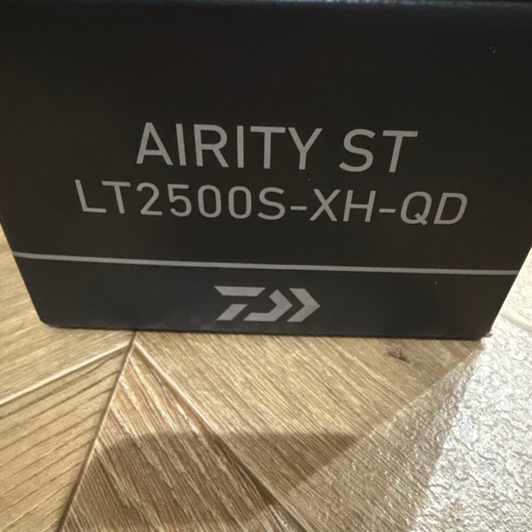 ダイワ　AIRITY ST LT2500S-XH-QD リール