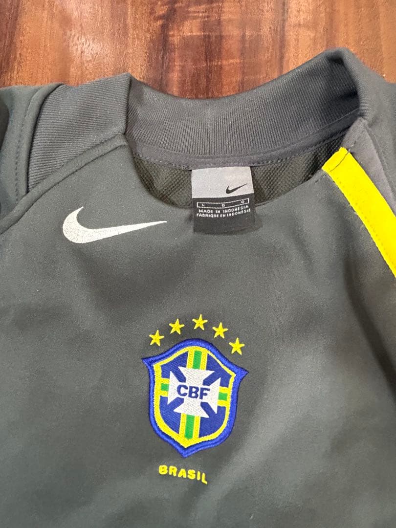 超貴重‼️ブラジル代表•選手実使用品•トレーニングウエア・濃いグレー