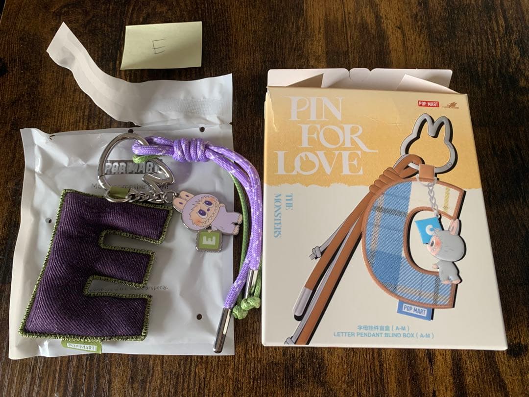 ラブブ PIN FOR LOVE アルファベット ペンダントアソートセット