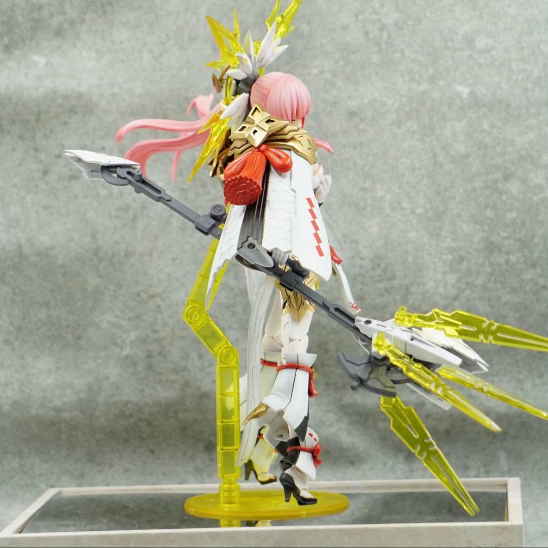 皇巫 アマテラス レガリア [美少女プラモデル/完成塗装品]