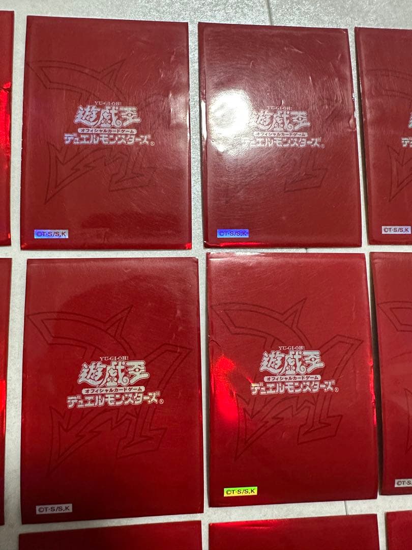 スリーブ まとめ売り オシリスレッド 大量