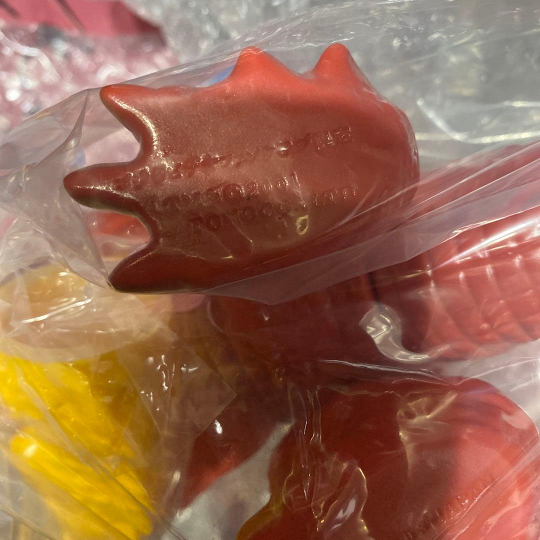 バラゴン　赤ちゃんチタノザウルルス入り　世紀の大怪獣ゴジラ