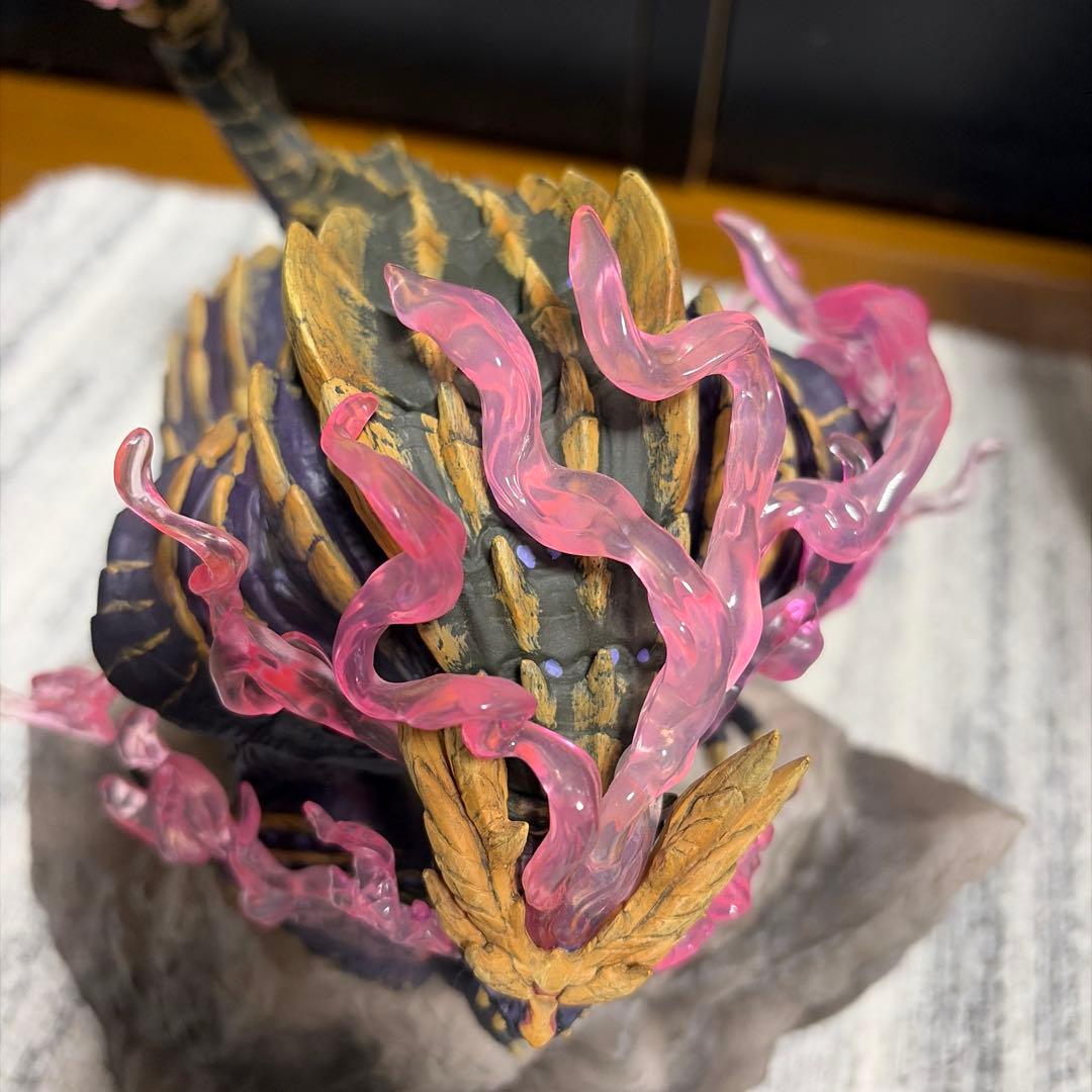モンスターハンター　怨虎竜マガイマガド クリエイターズモデルフィギュア カプコン