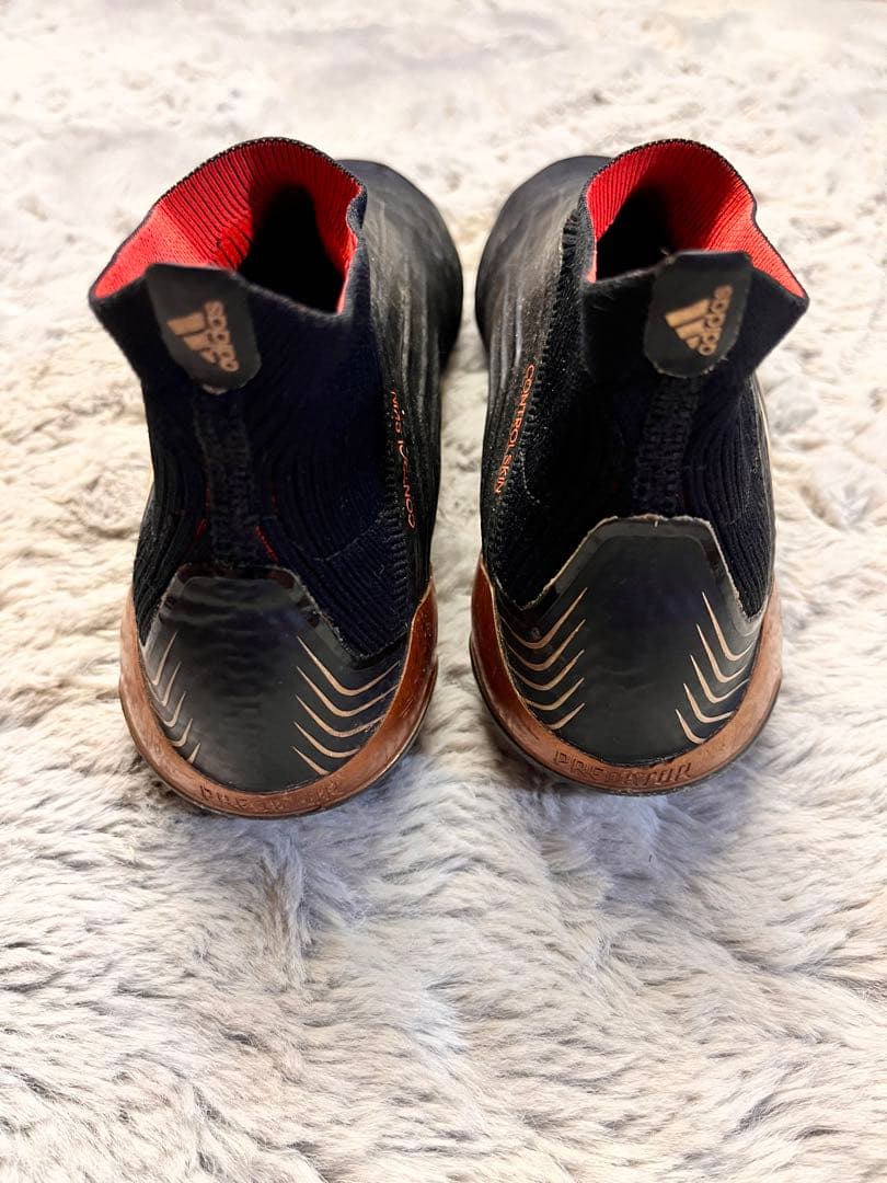 サッカースパイクアディダスプレデター 25.0cm