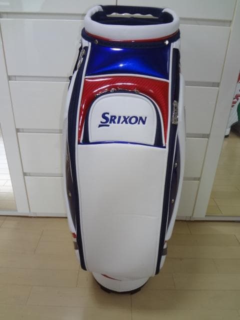 ノリッキー様スリクソン 9.5型キャディバッグ (GGC-S145) 美品