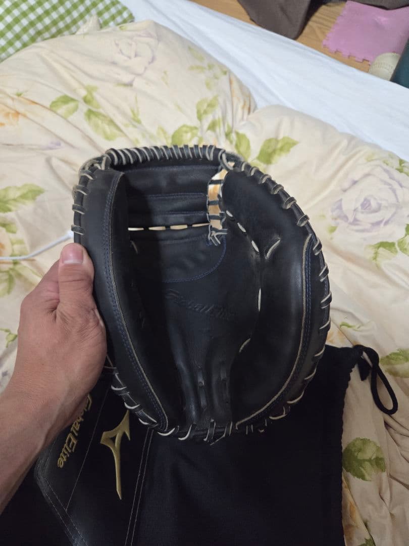 Mizuno Global Elite 軟式グローブ ブラック