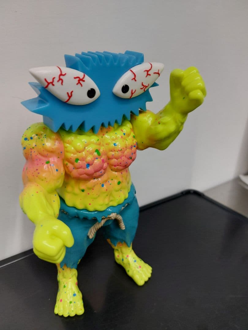 フィギュア 　希少　筋肉ムキムキ