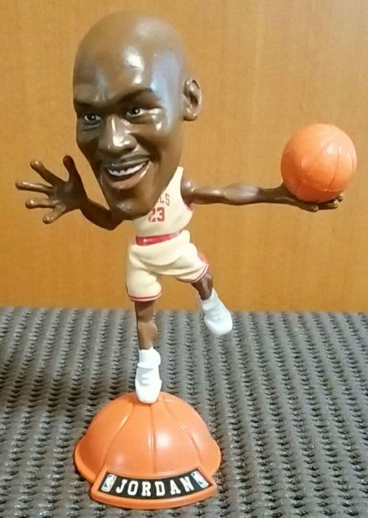 コービー＆A.アイバーソン＆M.ジョーダン2体＆A.アイバーソン未開封セット