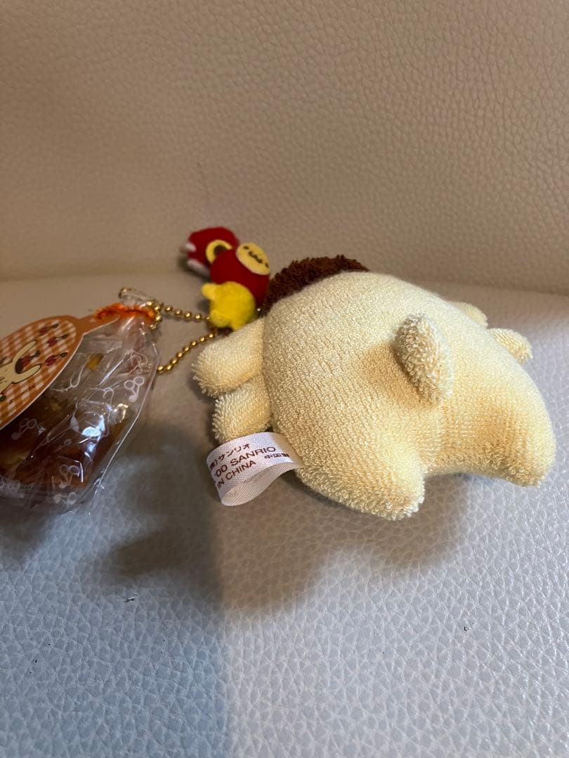 ポムポムプリン　ボールキーチェーン　マスコット　ぬいぐるみ