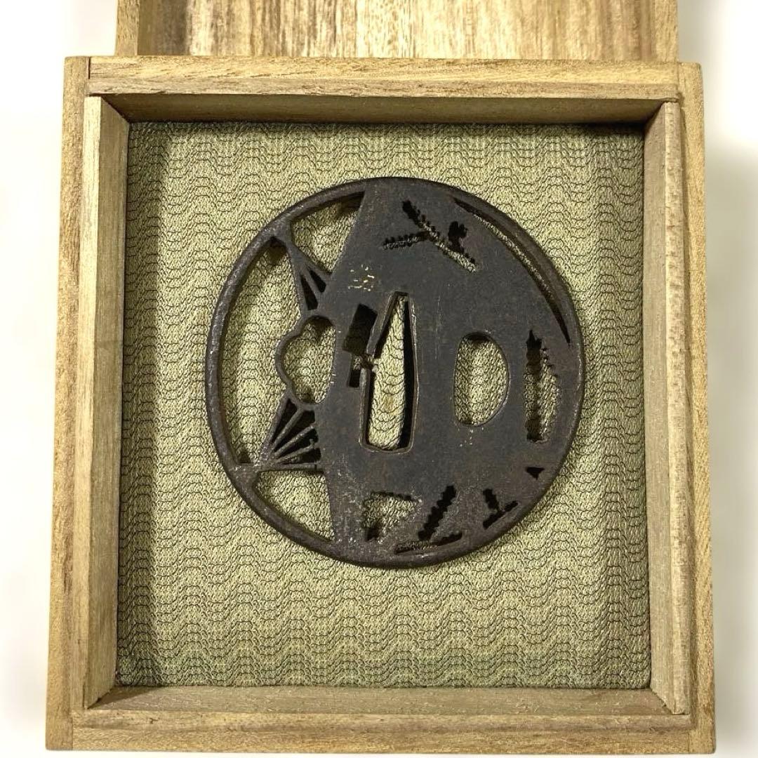 B-76 鍔　透鍔　金象嵌　武具　刀装具　骨董品　時代物　日本　美術品　工芸品