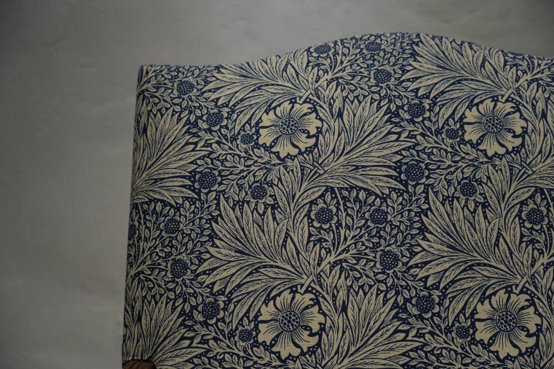 イギリスアンティーク アームチェア ジャコビアン様式　動物脚　張替済　ソファ