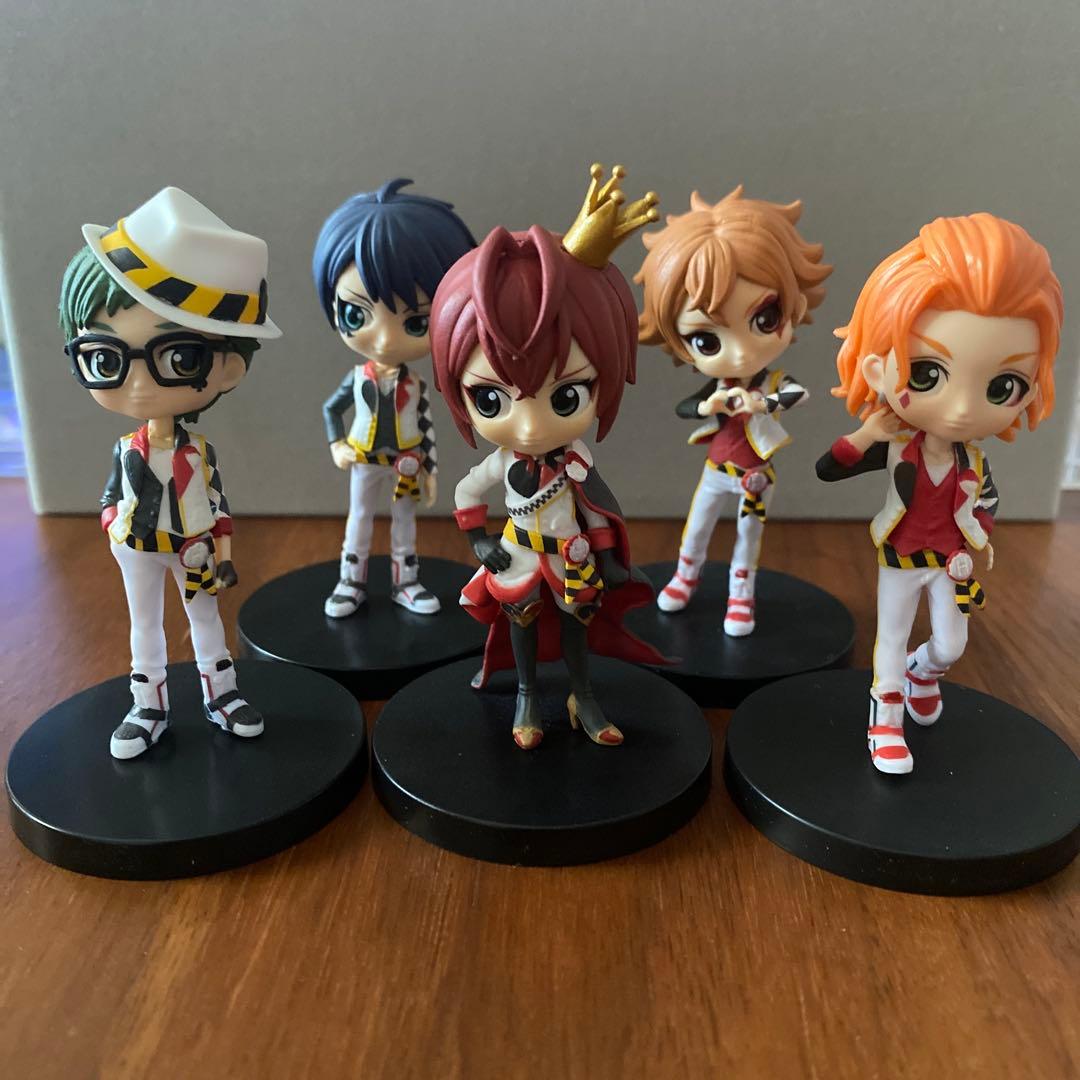 ツイステ　Qposket petit 24点セット　フィギュア