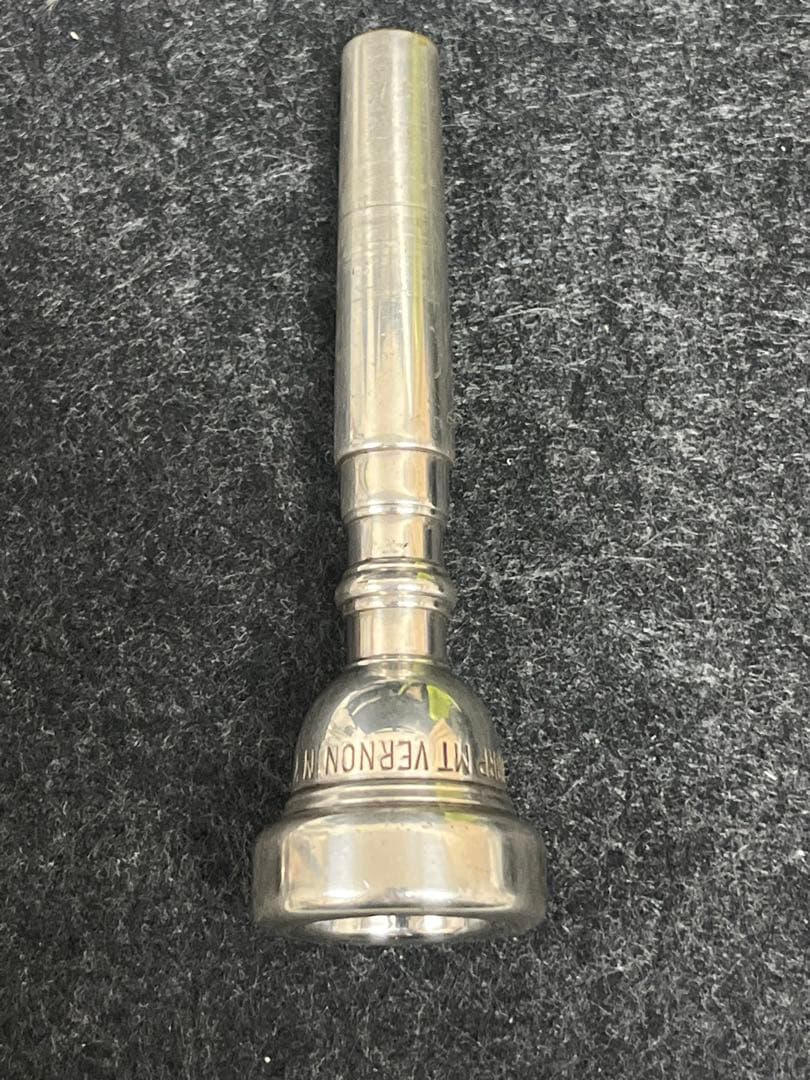 トランペットMT.VERNON Bach 5A‼️ あなたのケースの二本目に‼️