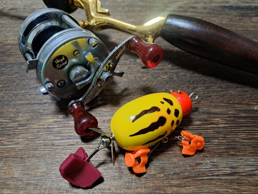 道楽　DOWLUCK 　ドウラク　津屋川亀吉　SMBR　スズメカラー