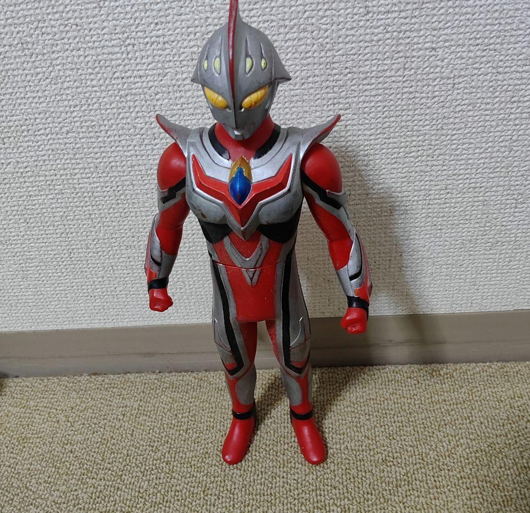 ウルトマンネクサス　ジュネッス　全長30Ｃｍ