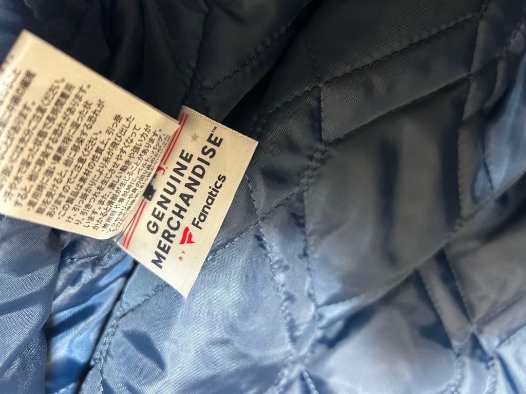 Fanatics レッドソックス スタジャン 中綿 サテン ジャケット XL