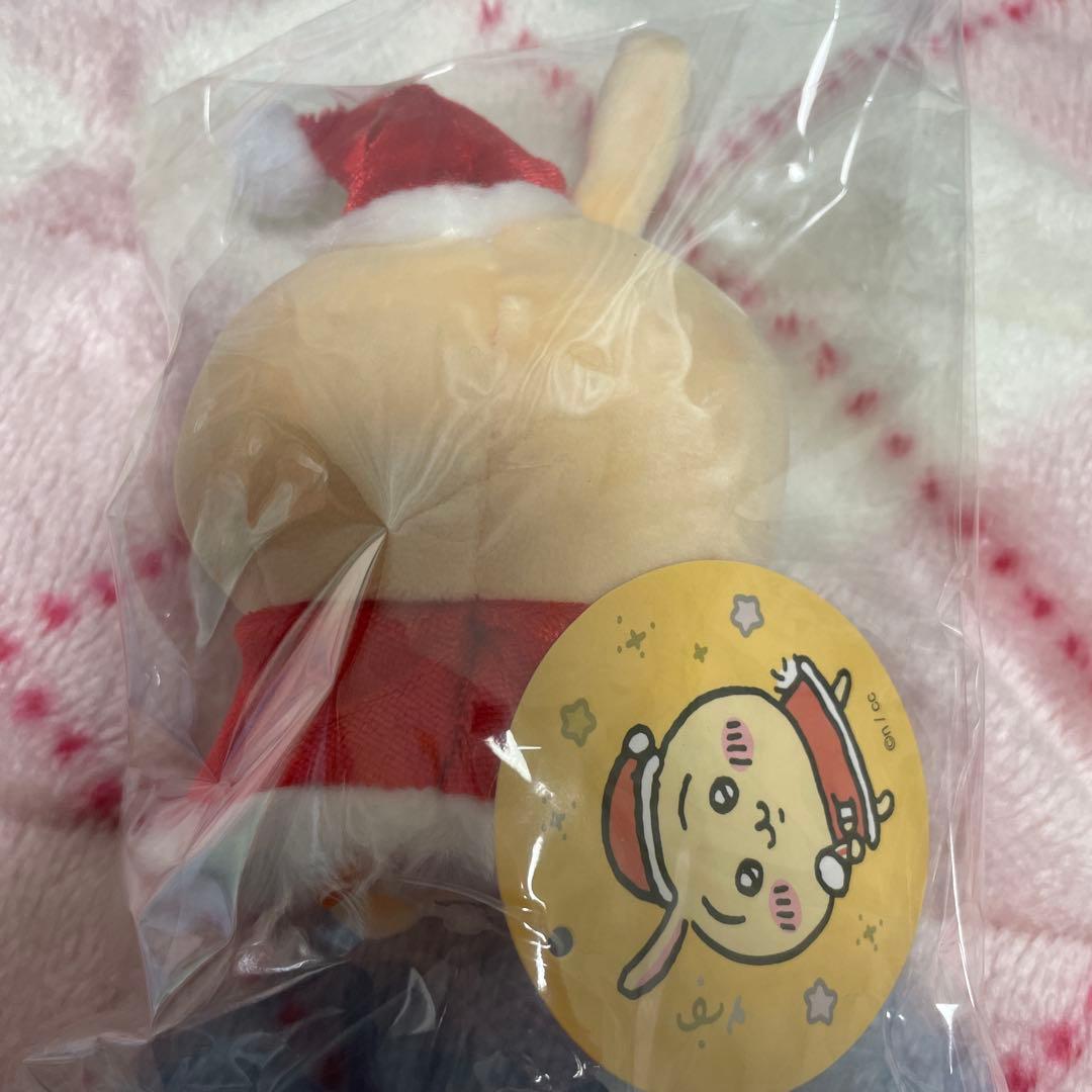 ちいかわ　ハチワレ　うさぎ　サンタさんだ！持ちますマスコット