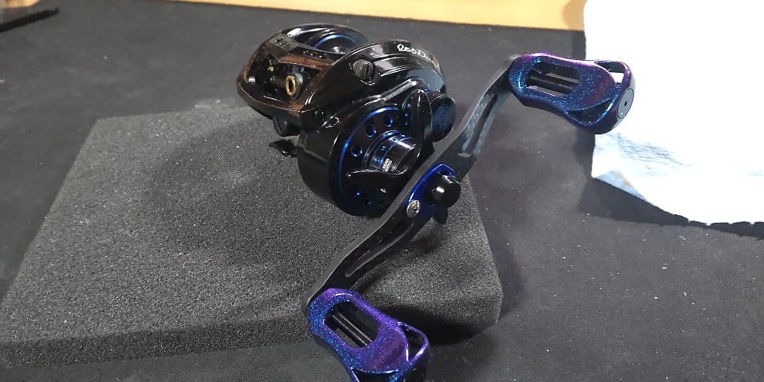 Abu Garcia Revo Deez 6-Lベイトリール軽量化146g