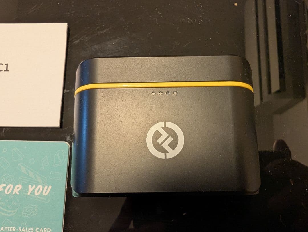 【極美品】Hollyland Lark C1ワイヤレスピンマイク スマホ用 /