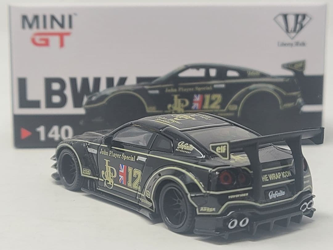 ミニカー 1/64 LB WORKS GT-R R35 JPS