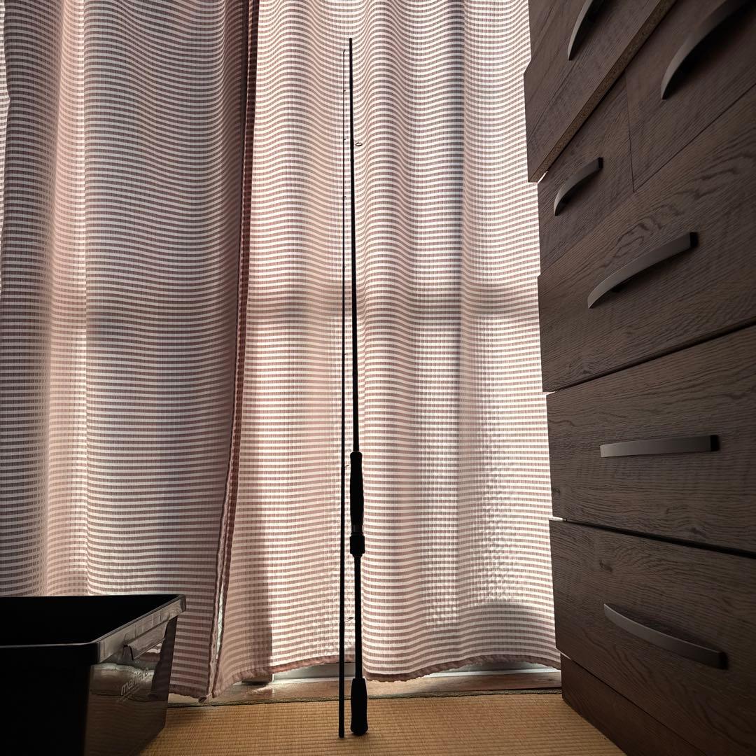 ダイワ エギングロッド 約2.4m カーボン製 黒