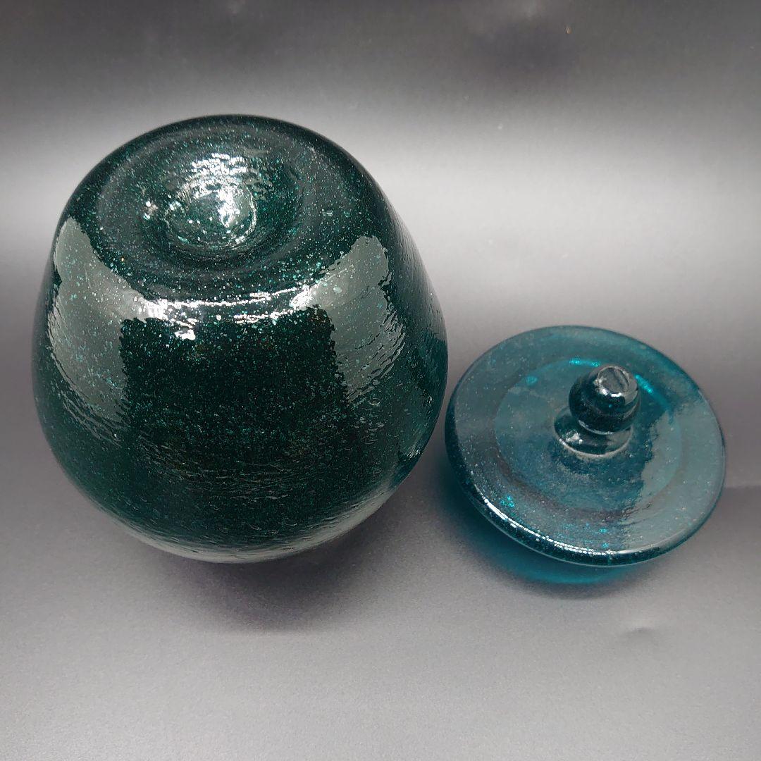 【倉敷ガラス】小谷眞三作 吹きガラス 肉厚の蓋付き瓶