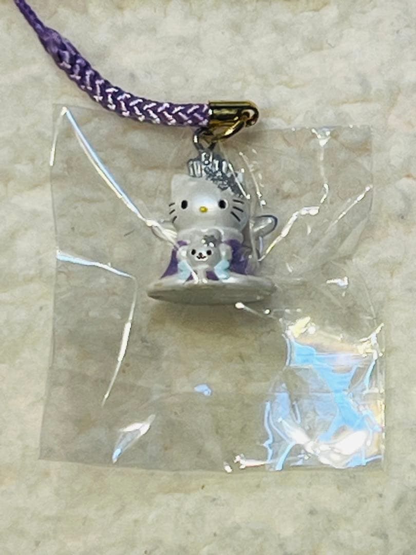 激レア‼︎ サンリオハローキティ (KITTY &MIMMY) ネツケ　クイーン