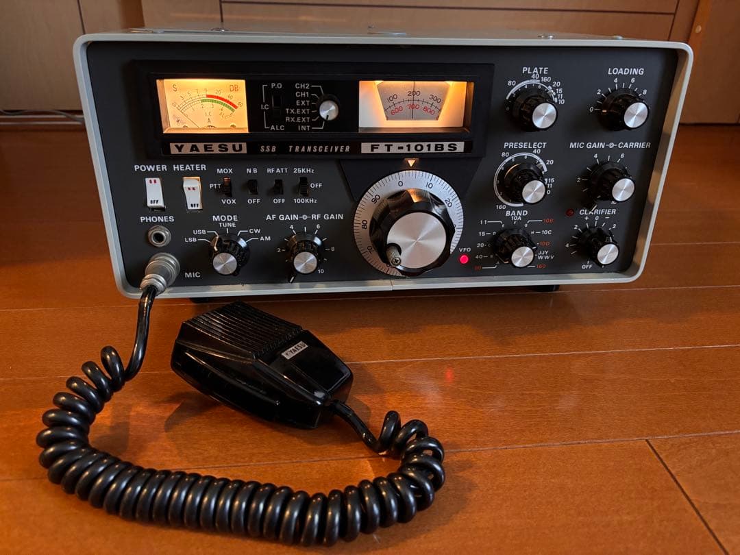 ［通電のみ確認済みジャンク扱い］八重洲無線 トランシーバー FT-101BS