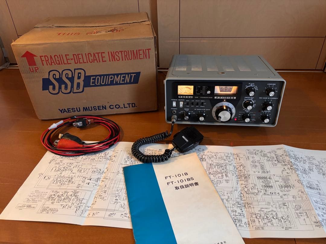 ［通電のみ確認済みジャンク扱い］八重洲無線 トランシーバー FT-101BS