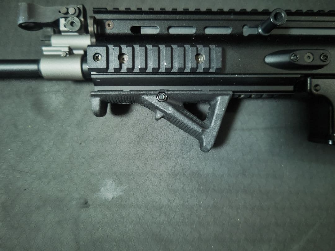 東京マルイ SCAR-L　ブラック　【次世代電動ガン】