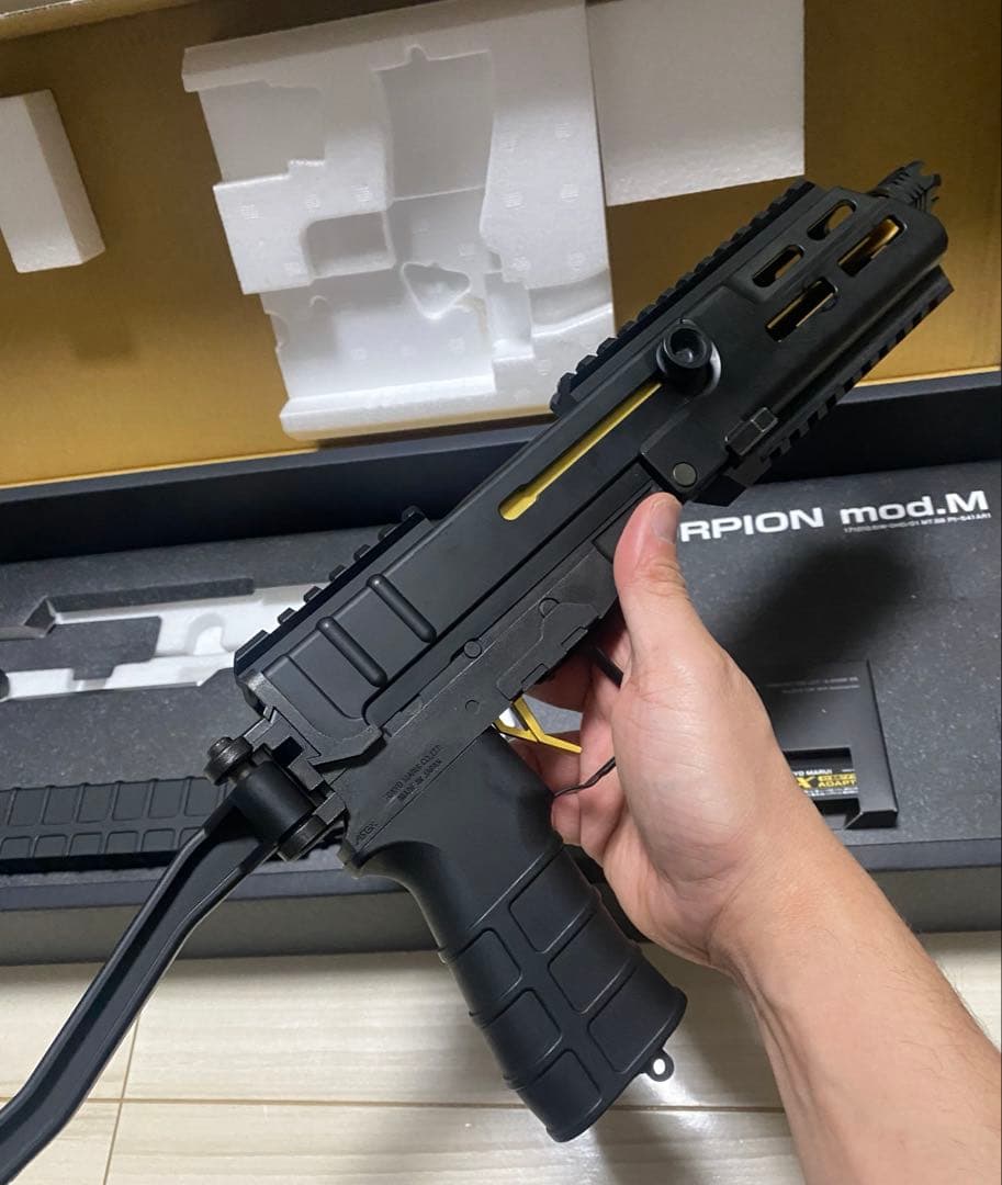 東京マルイ スコーピオン mod.m 電動ガン サブマシンガン