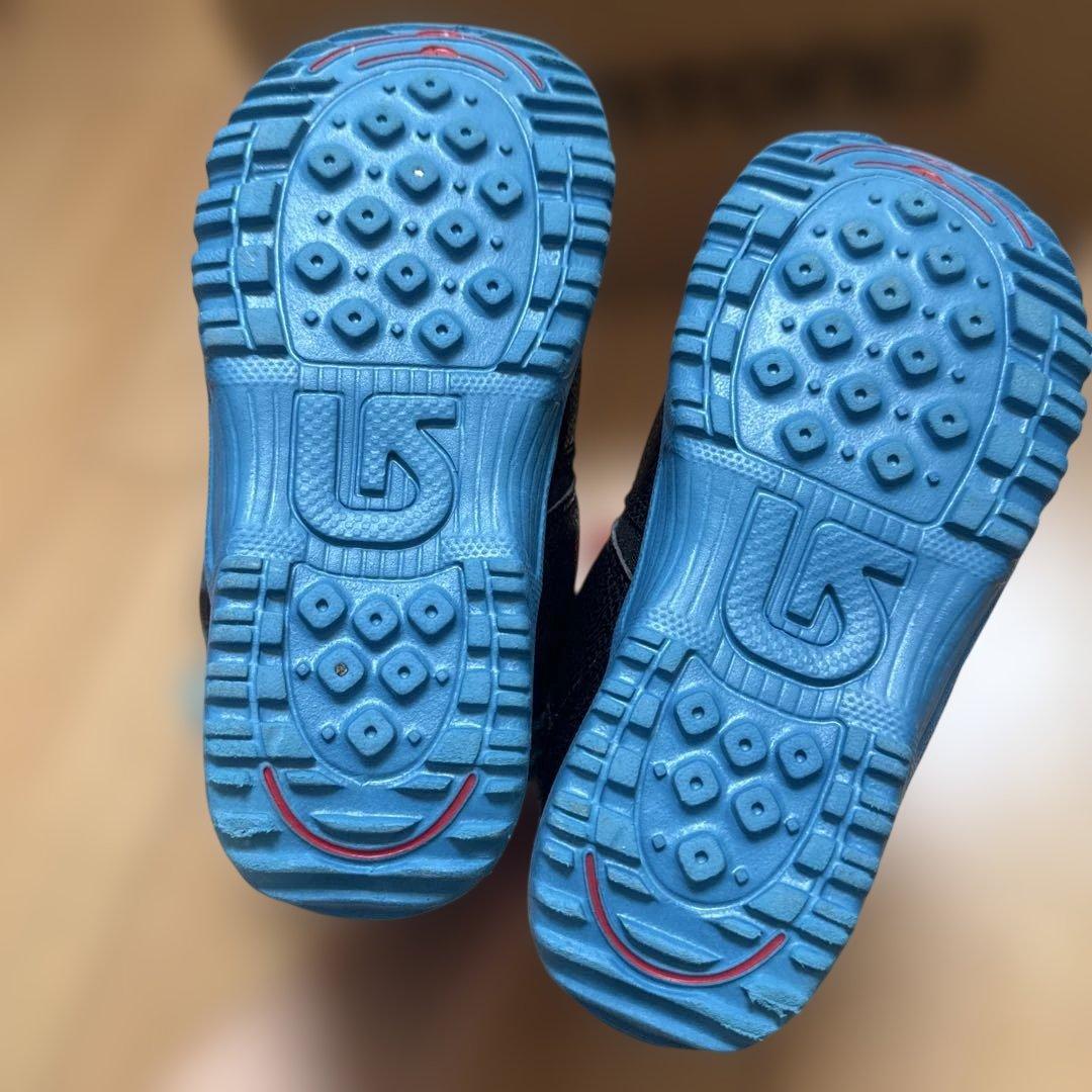 Burton Grom BOA 子ども用スノーボードブーツ20