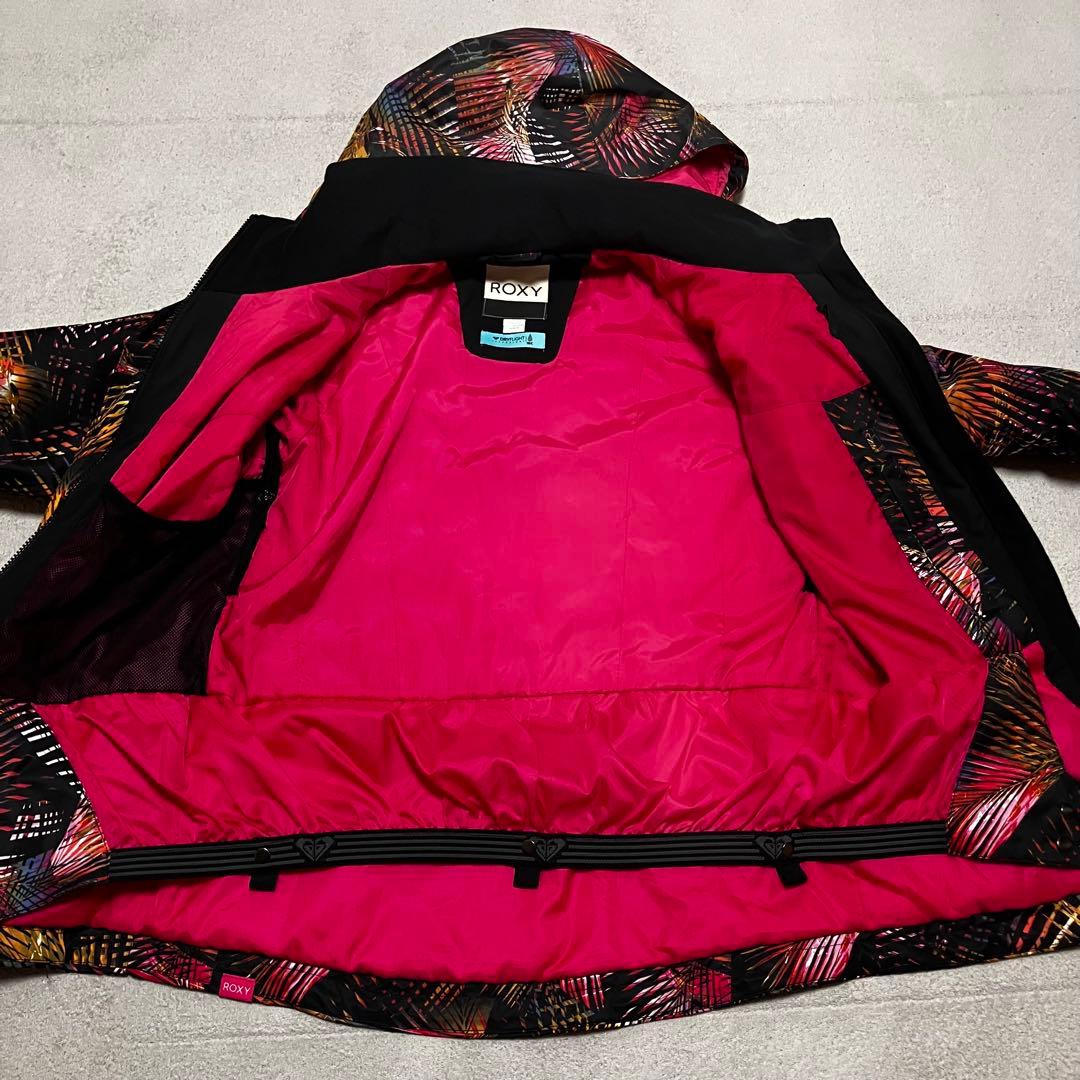 ROXY ロキシースノーボードウェア スノボジャケット　スノボウェア　レディース