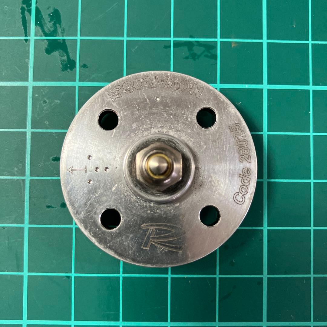 ノバロッシTORONERO 中古　ラジコンエンジン