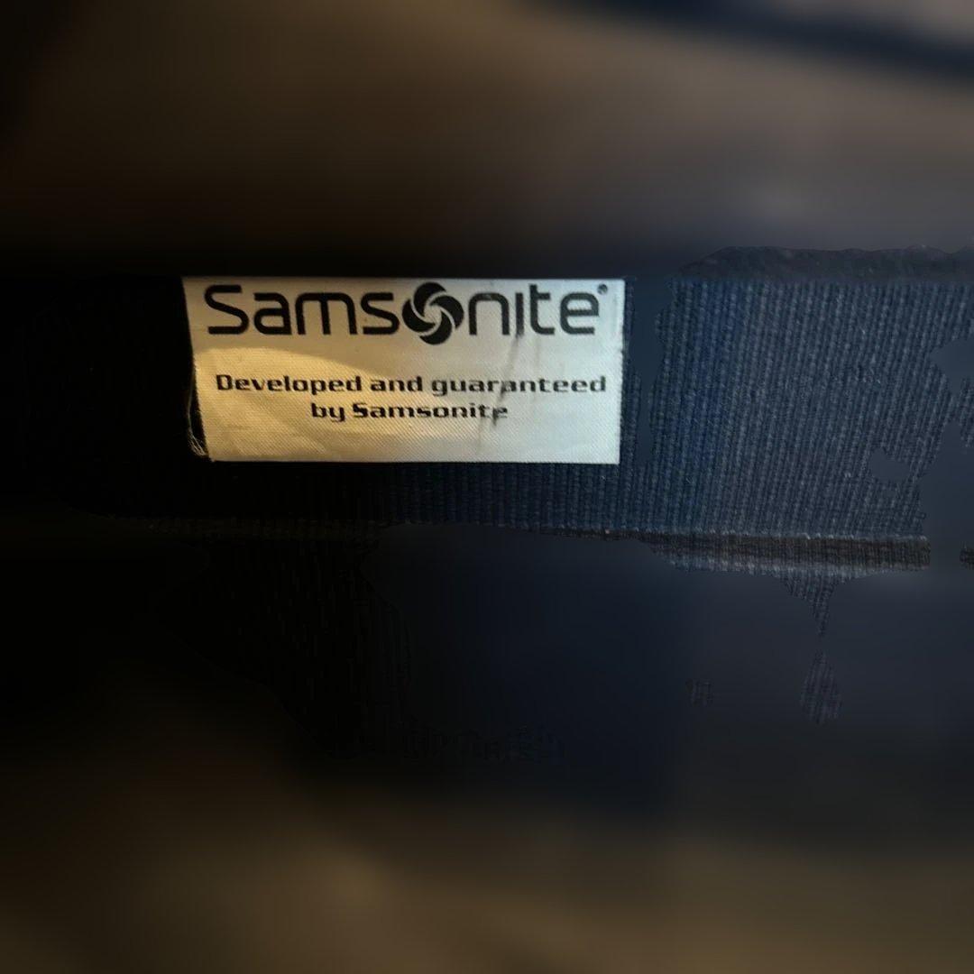 サムソナイトキャリーケース