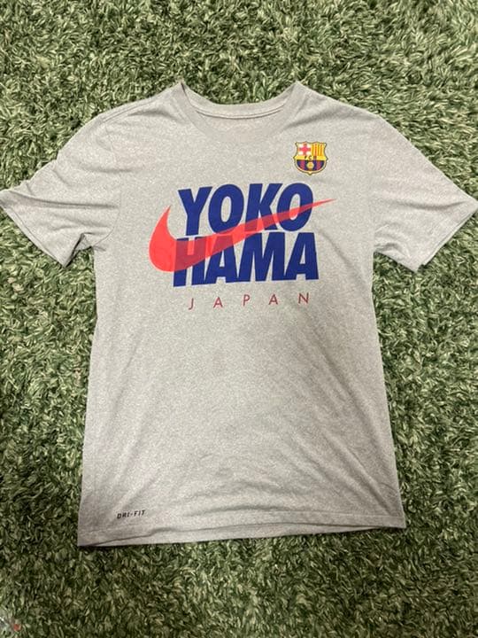 バルセロナ 限定Tシャシ スポーツウェア