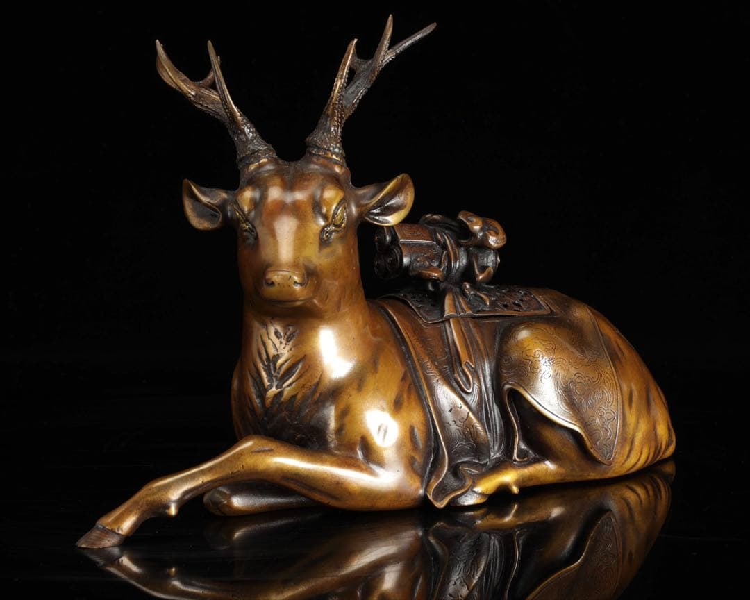 金工師 宗信造 蝋型鋳造 銅製 鹿 香炉 共箱 細密彫刻 置物 古美術品 骨董品