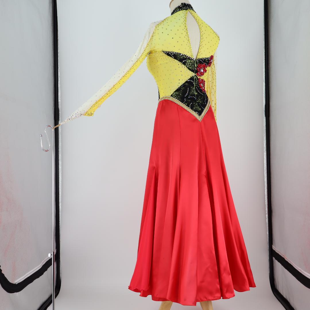 【美品 日本製 社交ダンス衣装】 in the MOOD インザムード ドレス