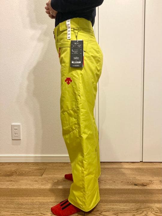 タグ付き新品　デザント　スノーウェア　スキー　スノーボード ズボン