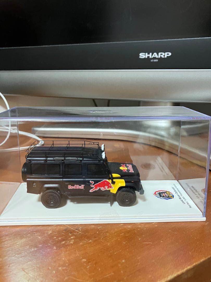 断捨離の為出品　ランドローバー　レッドブル