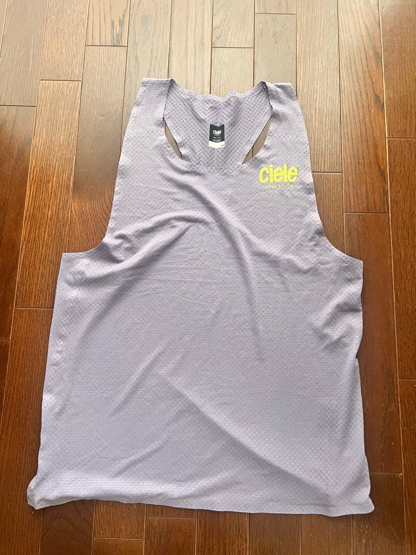 新品未使用　cieleトップス