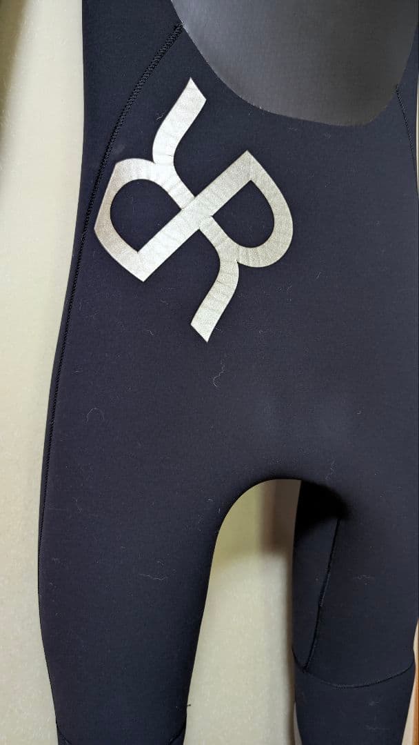 RASH フード付きウェットスーツ