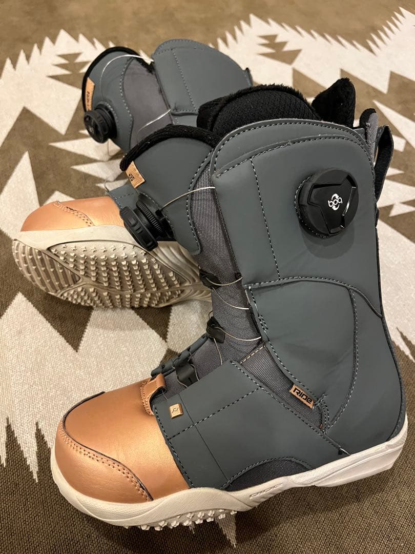 RIDE HERA US7（24cm）　ダブルボア美品！