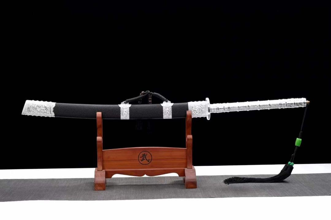 （延長版）-銀龍康熙戦刀 古兵器 武具　刀装具　日本刀　模造刀 居合刀 長尺