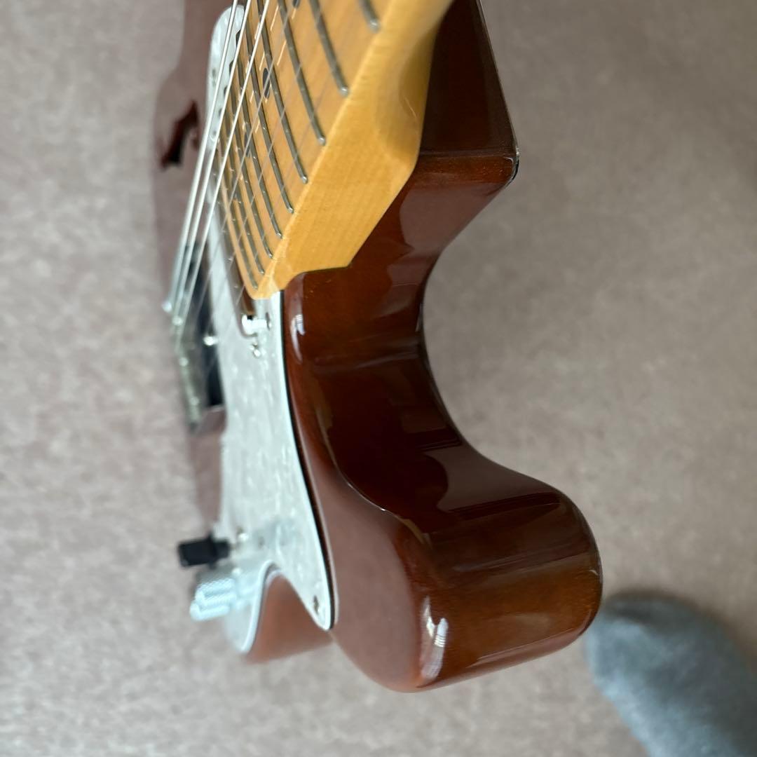 エレキギター　Fender Telecaster Thinline